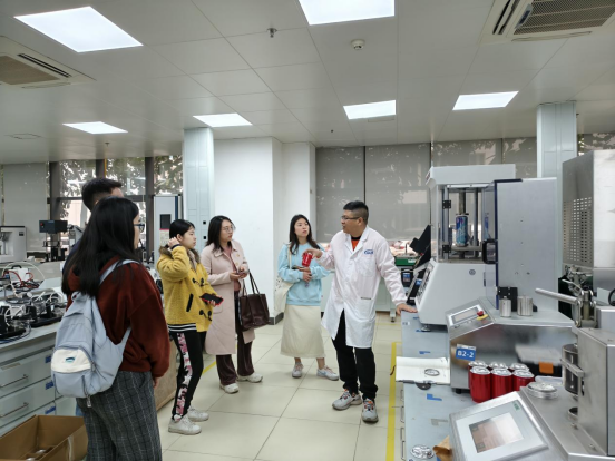 广州市残联团委组织团员开展“科普研习”活动445